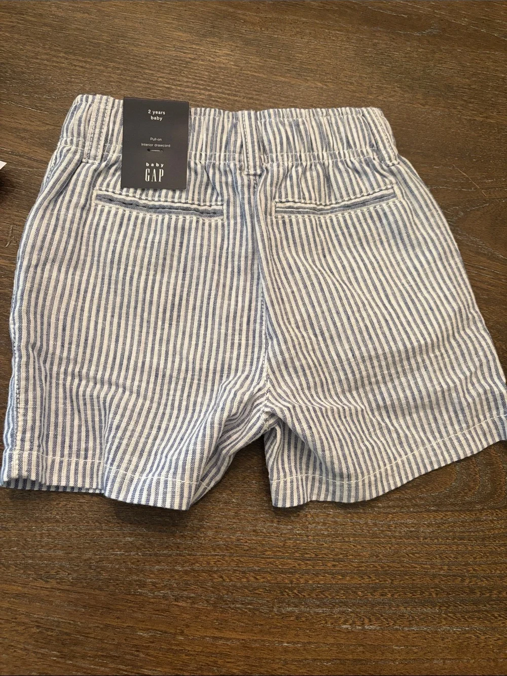 GAP lightweight seersucker